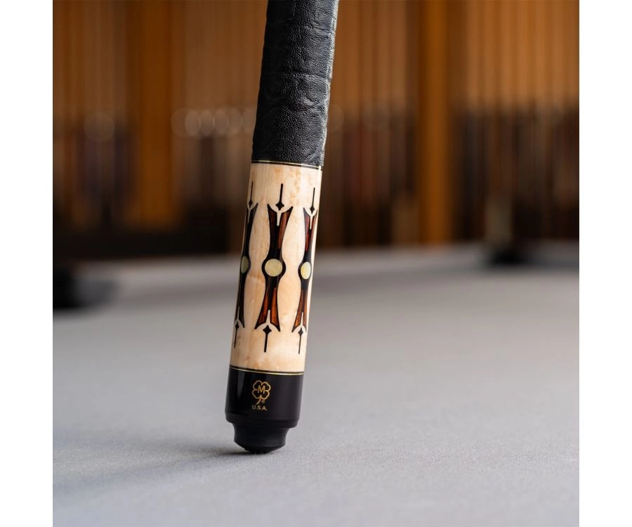 mcd50e_02 MCDERMOTT 50TH ANNIVERSARY MCD50E POOL CUE - Image 1